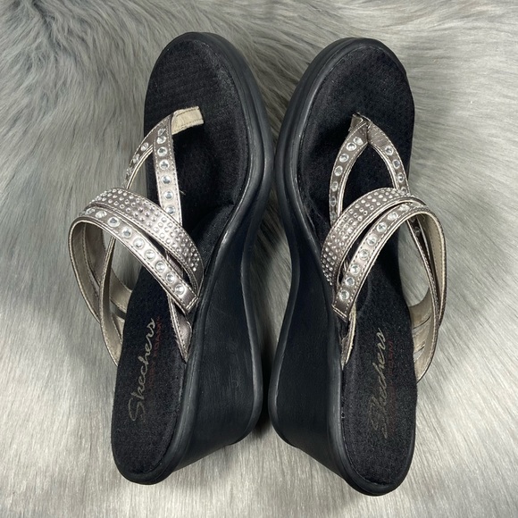 Skechers Women Memory Foam Sandals - Picture 6 of 8